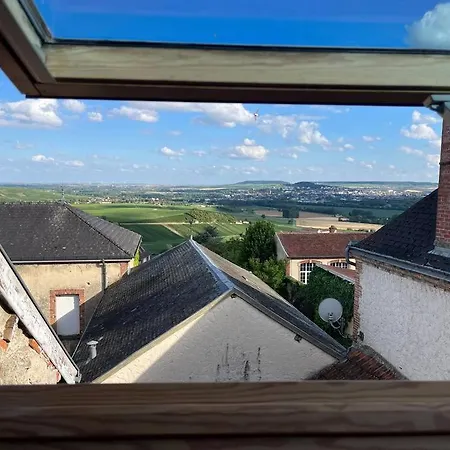 Un Petit Coin Sous Les Toits * Hautvillers