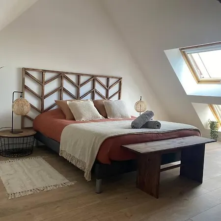 Hébergement de vacances Un Petit Coin Sous Les Toits Hautvillers