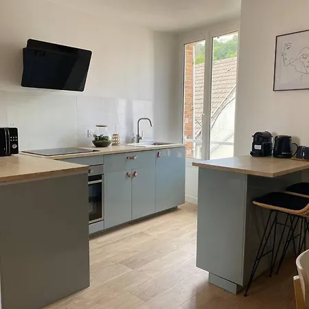 Un Petit Coin Sous Les Toits Hébergement de vacances Hautvillers